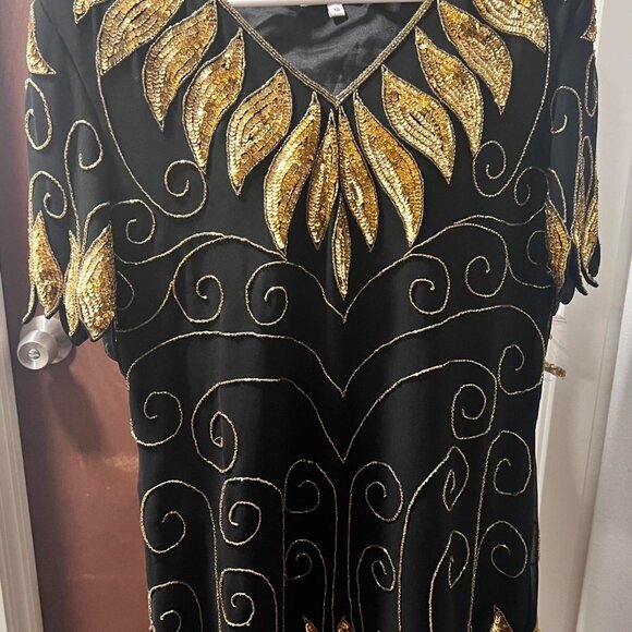 VINTAGE 1980’s Sequined and Beaded Anne Ashley Shirt and Skirt Set - Picture 2 of 5